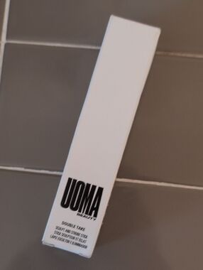 NEW!!!! UOMA Beauty